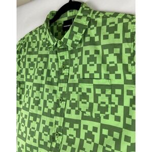 Minecraft Boys All Over Print Creeper Green Short Sleeve Button Up Shirt XXL